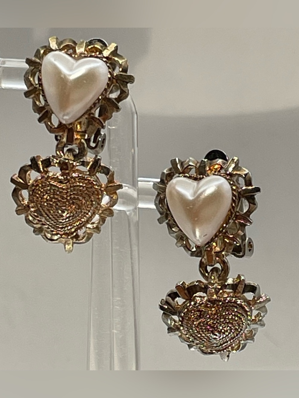 Vintage D&G Style Heart Dangle Clip Earrings Pearl & Gold